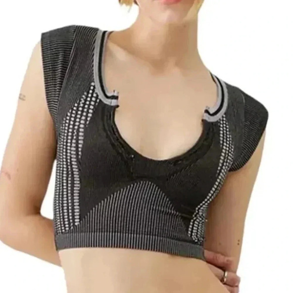 Out From Under Go For Gold Seamless Top Black XS-S - Picture 1 of 5